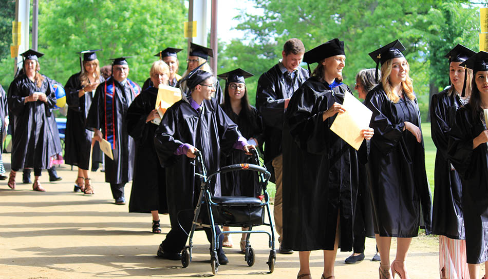 Successful BCC students at commencement