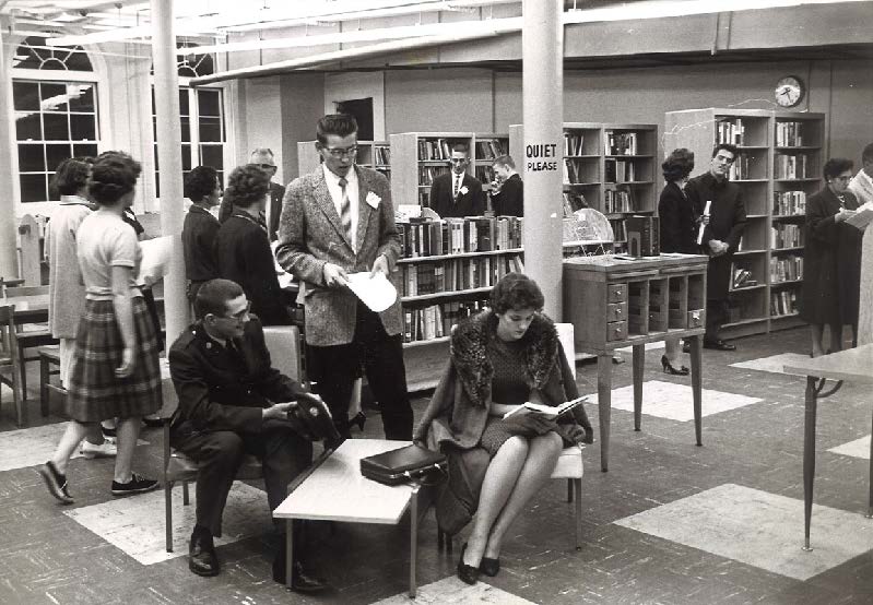 BCC students in old photo